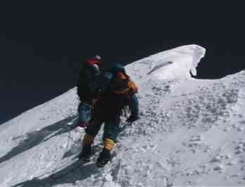 Everest image